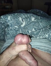 V posteli