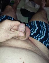V posteli