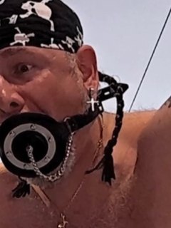 BDSM- svazování a lechtani