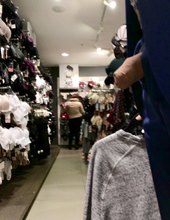 ..možná tahle poradí..půjdeme za ní blíž, hm?