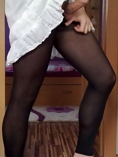 Letní botičky a bílé šaty
