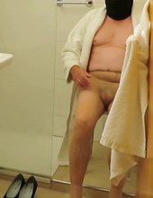 vidcap forced into the bath 03