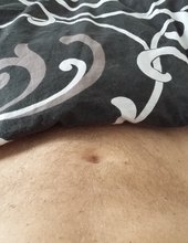Začalo to pod peřinou